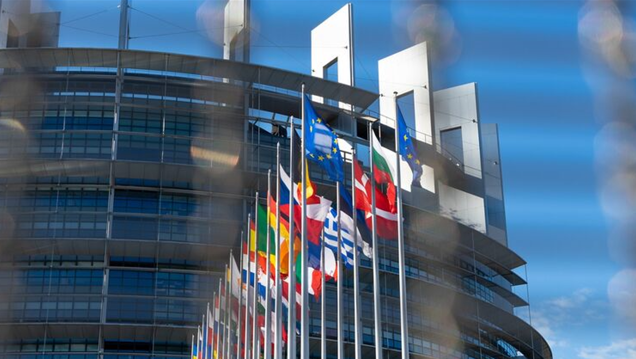 ЕК предлагает дать Венгрии возможность остановить или пересмотреть выделение помощи Украине "на полпути". Фото: Pixabay